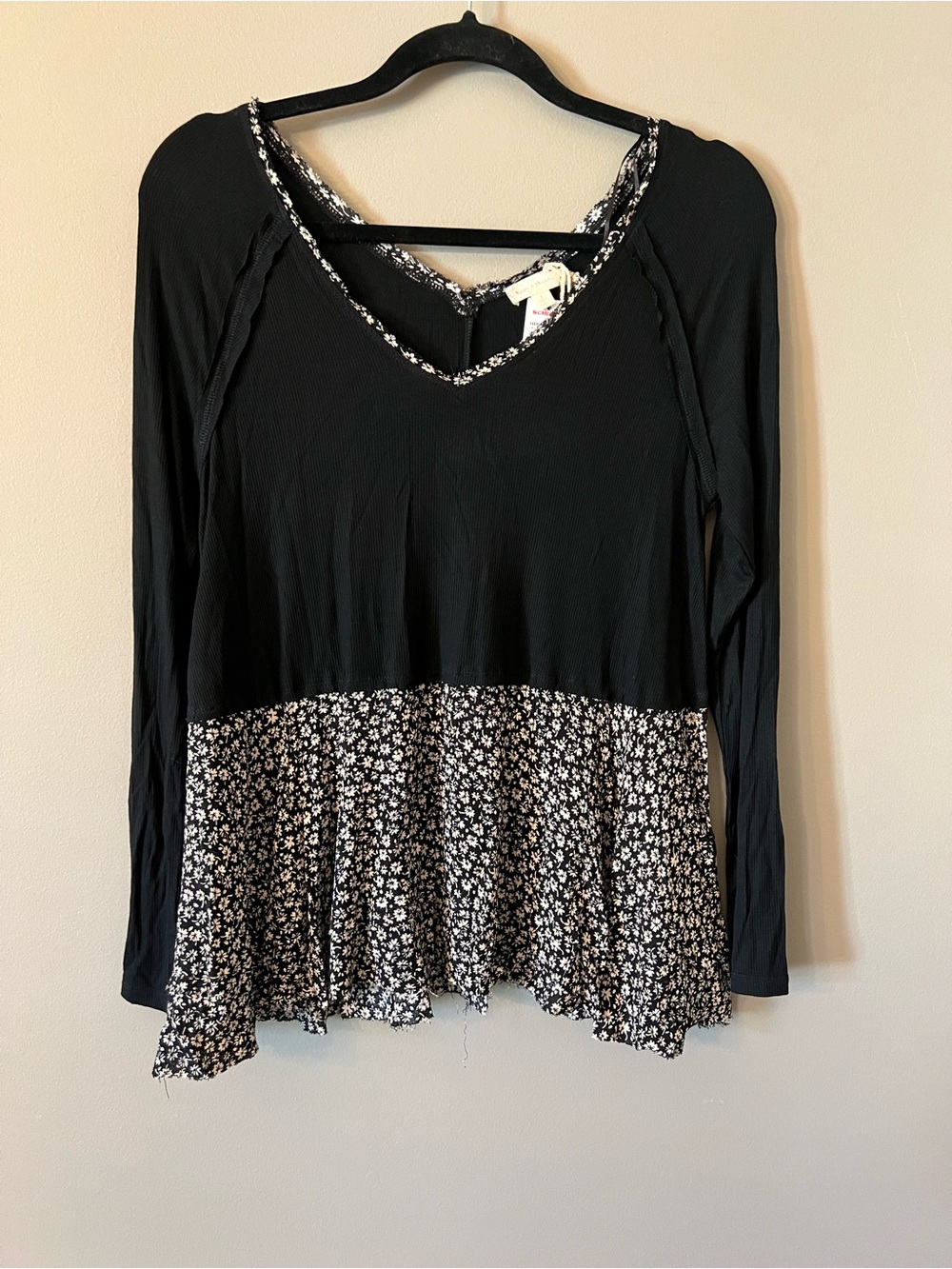 Hem & Thread Black Long-Sleeve Top with White Floral Hem